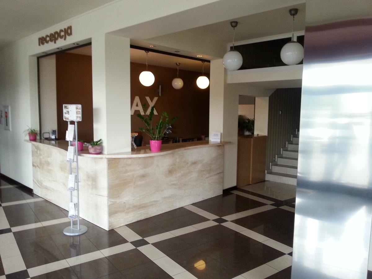 Max Na Terenie Stacji Mol Hotel Radzymin Buitenkant foto